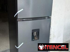 dcb72b4edc4e8fb3fcf7d7b2982e47d79132b2af1edccb3a4dc3ecd82a07457e-1