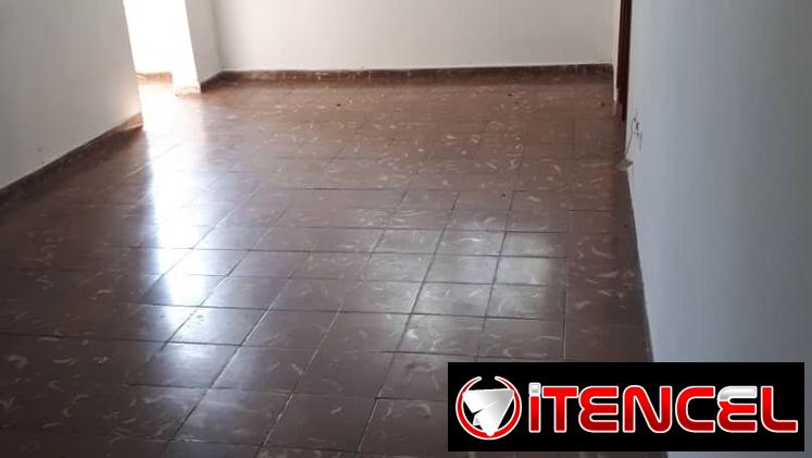 Apartamento en Reparto Flores   ¡¡¡REBAJADO!!!  15 mil USD