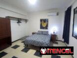 SE RENTA APTO PRIVADO DE UNA HABITACIÓN EN EL VEDADO, TERCER PISO. 54026428