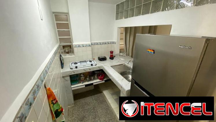 SE RENTA APARTAMENTO EN EL VEDADO POR 27 Y N. WIFI. PLANTA BAJA. 54026428