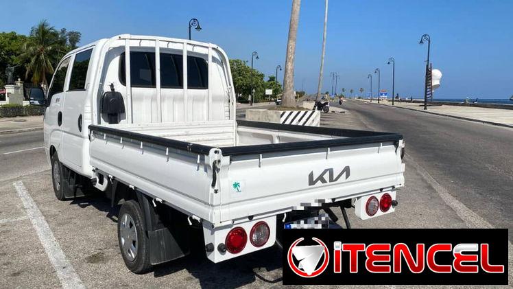 Servicio de traslado de cargas con Rutas Albas. Camionetas de confort y servicio profesional de transportación de cargas