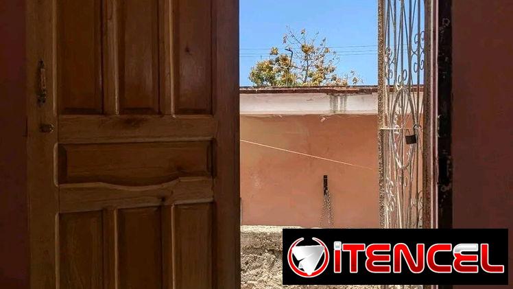 Vendo casa indpte en Guanabacos 68 M2 placa libre. Busco apto d d 1 y media hab en plaza, playa o centro hab.