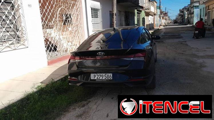 Vendo o negocio, Hyundai Elantra, 2023 pizarra digital importado