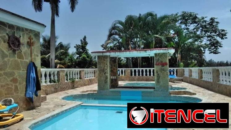 ♐️Pasadia con piscina en La Habana