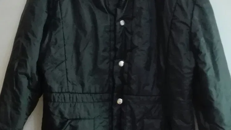 Ropa invierno de uso para hombre (abrigos y enguatadas)