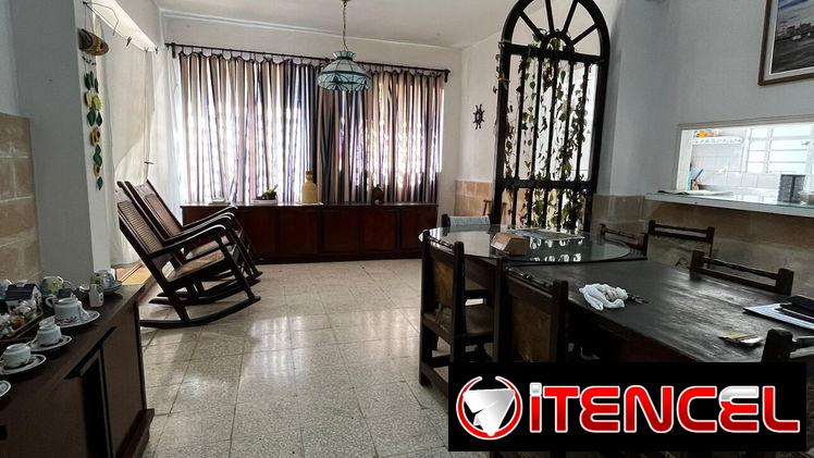 Casa finca en Arroyo Arenas con garaje 862m²