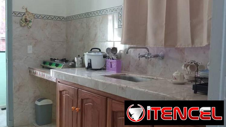 Renta de apartamento x día independiente a dos cuadras de san Lázaro
