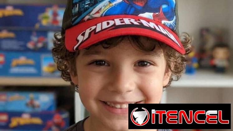 Gorras de muñequitos para niños y niñas