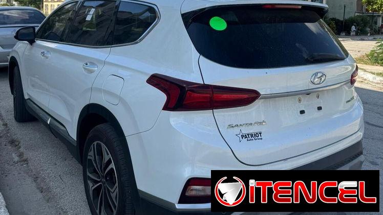 Vendo o Negocio Hyundai Santa Fe, 2019 límite motor 2.0 con turb0