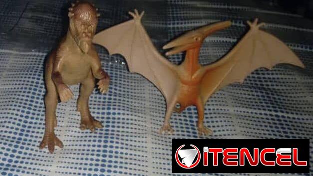 🔴 Juego de 4 Dinosaurios 🦖