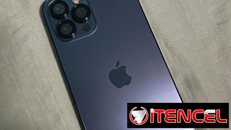240 USD. IPhone 12 Pro Max impecable 10/10.