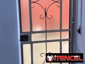 e03b079b33c8e54d964ba6073eee55522344b99972a289385ebbcce3864e0cda