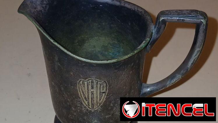 Salsera Norteamérica perteneciente a la vajilla del Hotel Nacional de Cuba