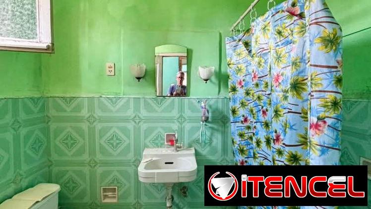 BIPLANTA DE ESQUINA EN SANTOS SUÁREZ! (3 HABITACIONES + 2 BAÑOS !!!