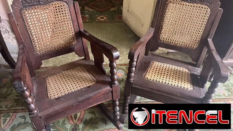 Vendo objetos antiguos y algunos muebles