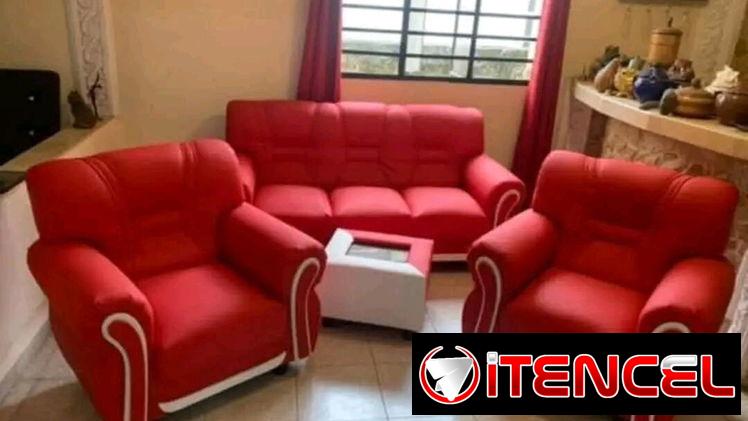 Muebles listos para Entregar (Sofá, Butacas y Mesita)