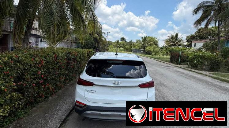 Hyundai Santa fe 2019 básico
