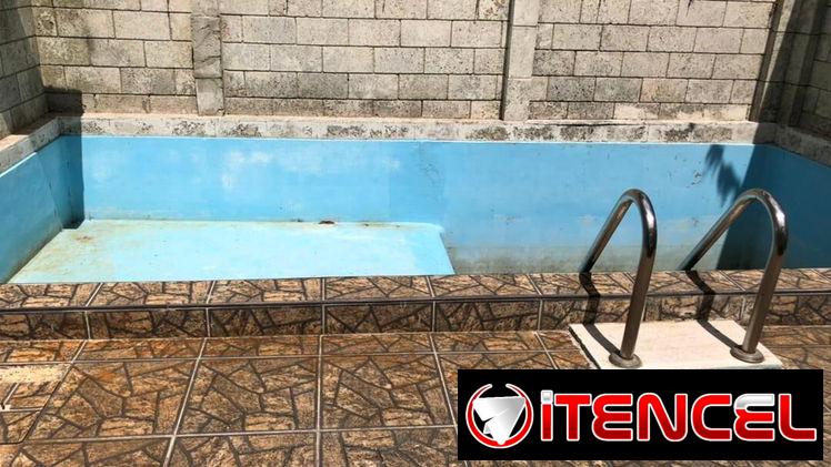 Oferta precioso chalet con piscina capitalista,6 cuartos y garaje californiano para 2 autos!!!!