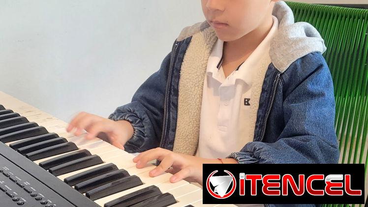 Clases Música. Piano, Iniciación, Canto