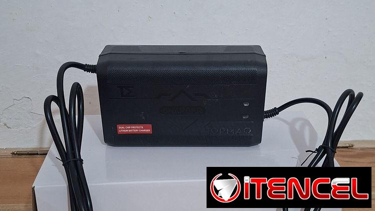 Cargador para Bicimoto , Moto en la Ceguera, Capa doble Forro, Inflador Neumáticos con batería, GPS tracker