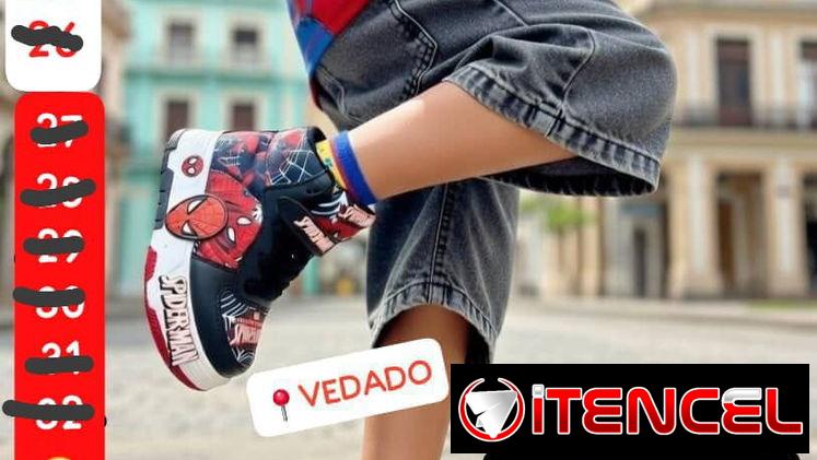 TENIS DE NIÑOS BOTA SPIDERMAN  Alumbra⭐