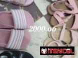 Chancletas y sandalias para niñas