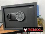 Caja fuerte 18 litros Gforce  💸Precio	$95.00, mensajería por costo adicional.