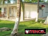 Casa con piscina ,jardin tropical con palmer en playa de Guanabo, En renta  +53 52463651 ♡Ahora con Rebaja de precio ♡ P