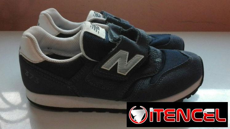 Zapatos excelente estado para varoncito de 3-6 años