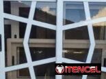 Ventanas de corredera. Puertas de exteriores y interiores