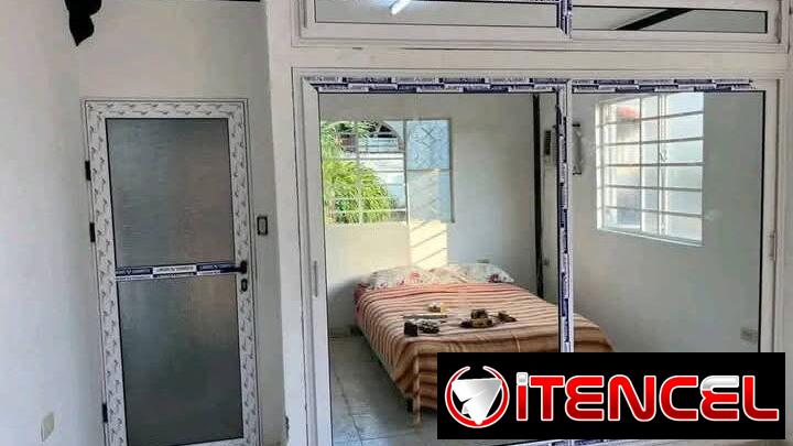 Clóset de marqueteria en aluminio