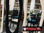 Espejo moderno de cuerpo entero nuevo en su caja comunícate con Pedro
