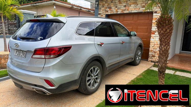 Vendo o negocio, Hyundai Santa Fe, 2017, siete filas asiento motor 3.3
