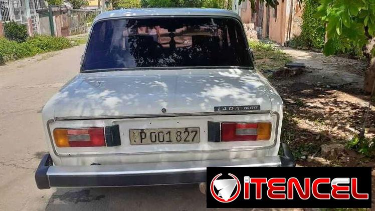 Lada 1600 Especial – Motor Grande, Caja Quinta – $12,000