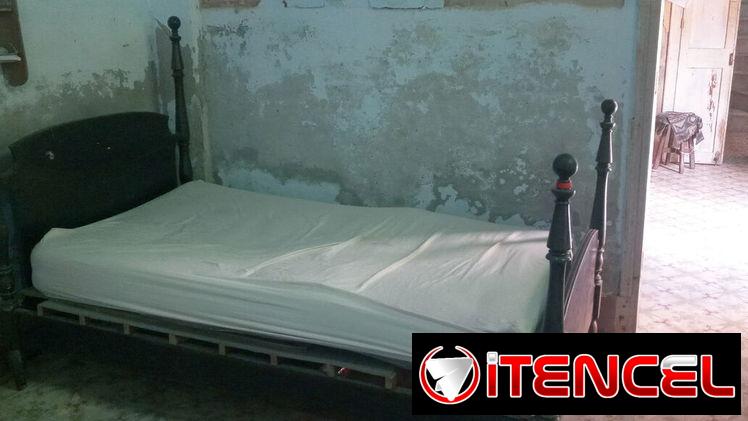 Se vende cama antigua