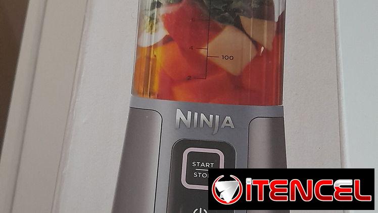 BATIDORA PORTABLE DE 18 ONZAS MARCA NINJA BLAST NEW SELLADA EN CAJA