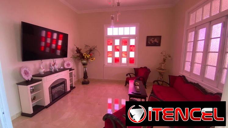 🏡 VENTA DE PROPIEDAD EN EL VEDADO – LA HABANA 🇨🇺
