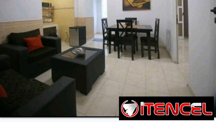 Renta de moderno apartamento a media cuadra de 23 y malecón