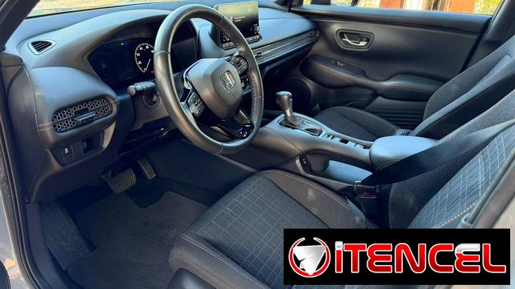 Vendo o negocio Honda H R.V,2024 con 25,000 millas
