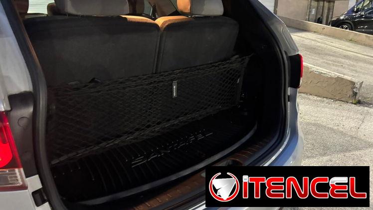 Vendo o Negocio Hyundai Santa Fe, 2017, Full límite con 66,000 millas