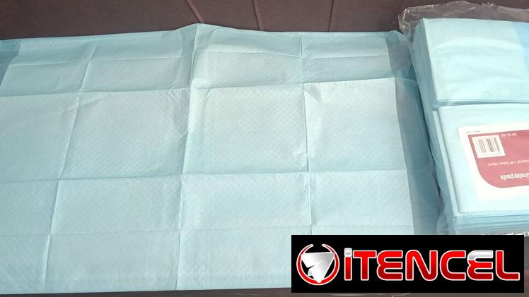 Sábanas desechables y Pampers.