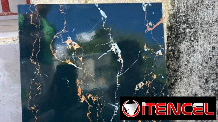 Azulejos importado de 30×30 y bloque de cristal. Y cemento blanco de 5kg