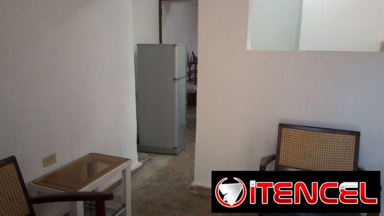 Permuto o vendo casa de un cuarto en bajos placa libre.