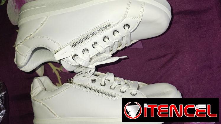 Tenis blancos