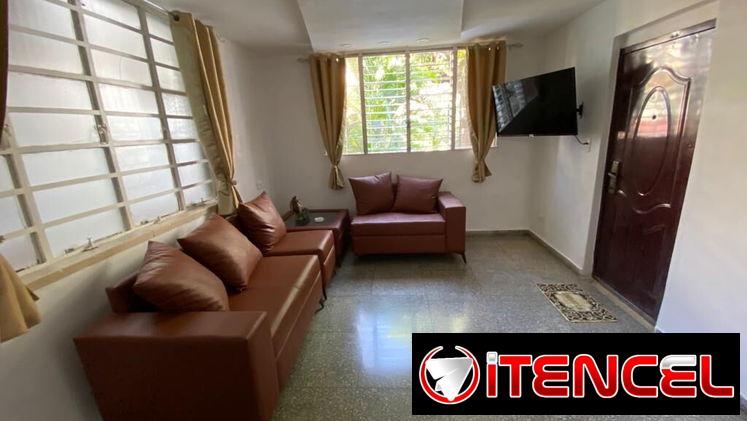 SE RENTA APARTAMENTO EN EL VEDADO POR 27 Y N. WIFI. PLANTA BAJA. 54026428