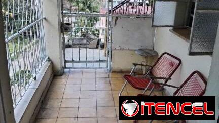 *104🏡Se vende Apto en Zona Residencial en 3er piso en víbora Park*  😉*Muy cómodo y súper céntrico,cerca de escuelas,cí