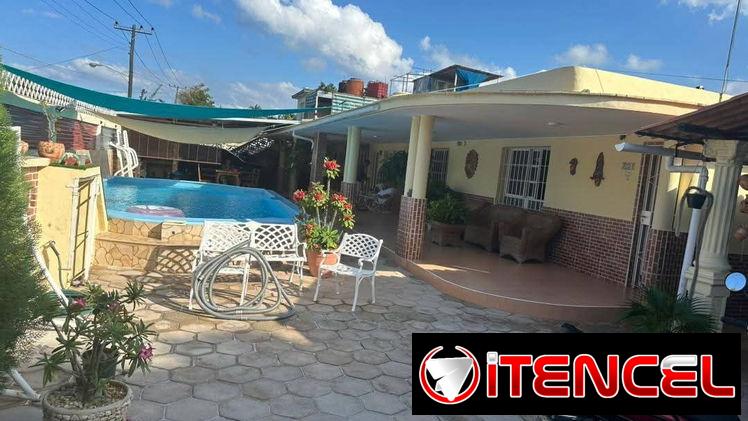 Casa en Guanabo a 2 cuadras de la playa( NH-26)