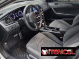 Vendo o negocio yhunday del 2017 hecho 20 carro impecable