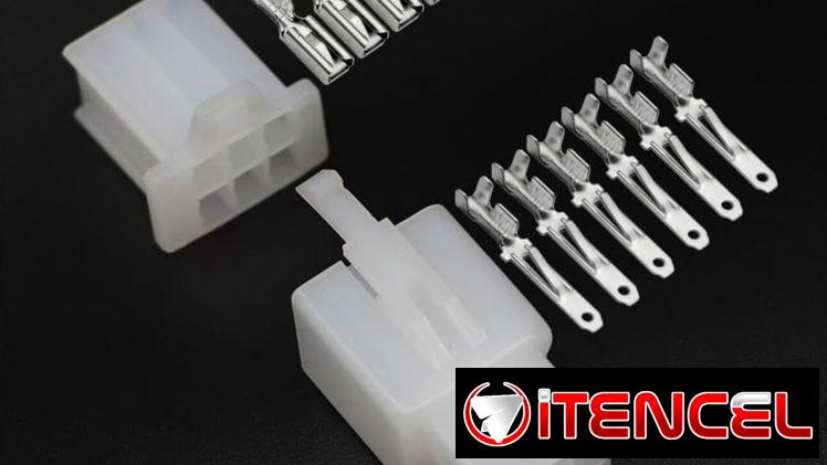Conectores 12V y kit pinza de freno