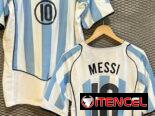 Camisetas de futbol actuales ,retros y de mangas largas …obtengala antes de q se acaben ,el precio varía